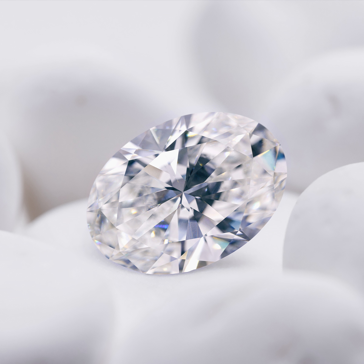 diament owalny